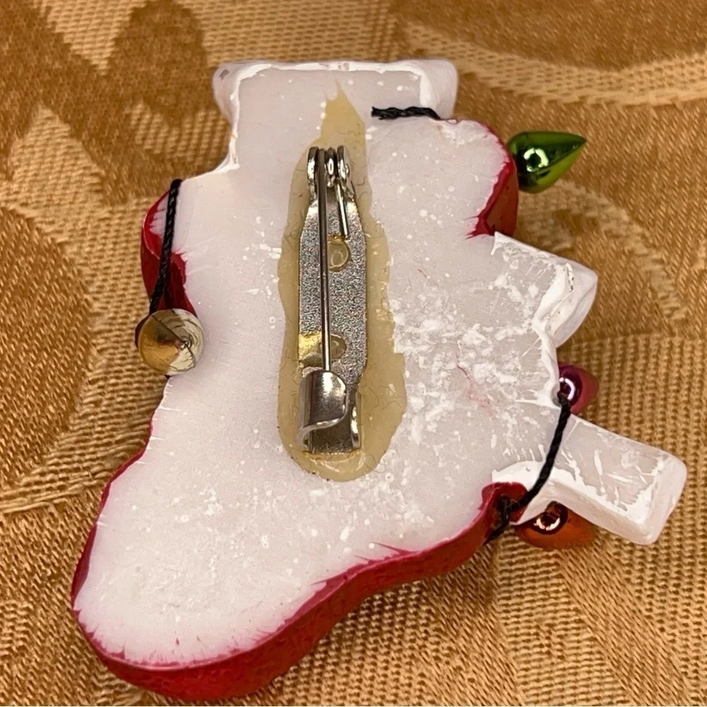 VINTAGE CAT CHRISTMAS BROOCH PIN HOLIDAY KITSCH